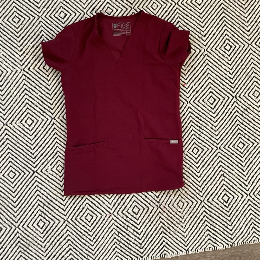 Figs Casma three pocket scrub top